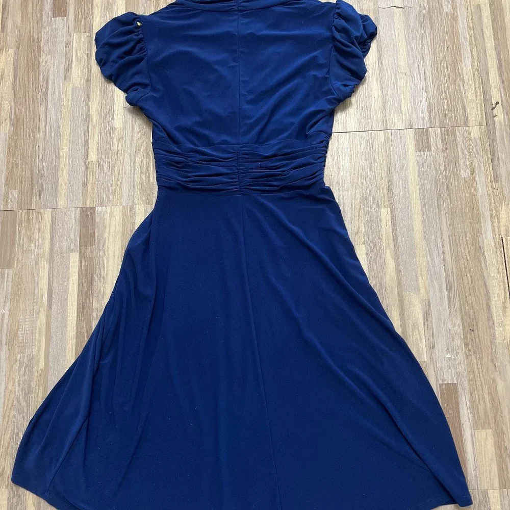 Jones Wear Dress Blue Sleeveless Shift Dress - Picture 1 of 3